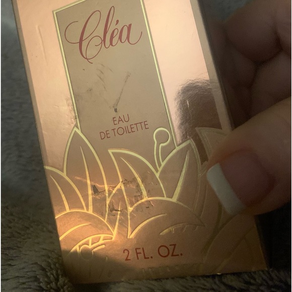 VINTAGE- It’s new in the box-but the box looks bad- Yves Rocher - Picture 9 of 15